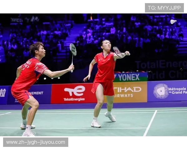 羽毛球混双前场分球